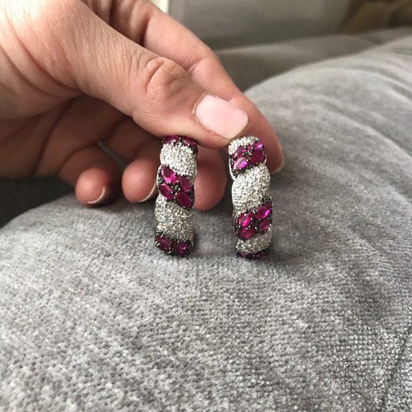 Gorge garnet and silver earrings - Picture 1 of 3